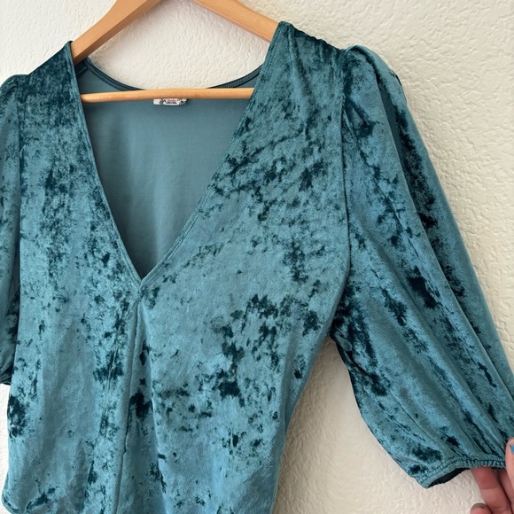 Free People Intimately Don't you wish velvet bodysuit Size Medium - Picture 5 of 14
